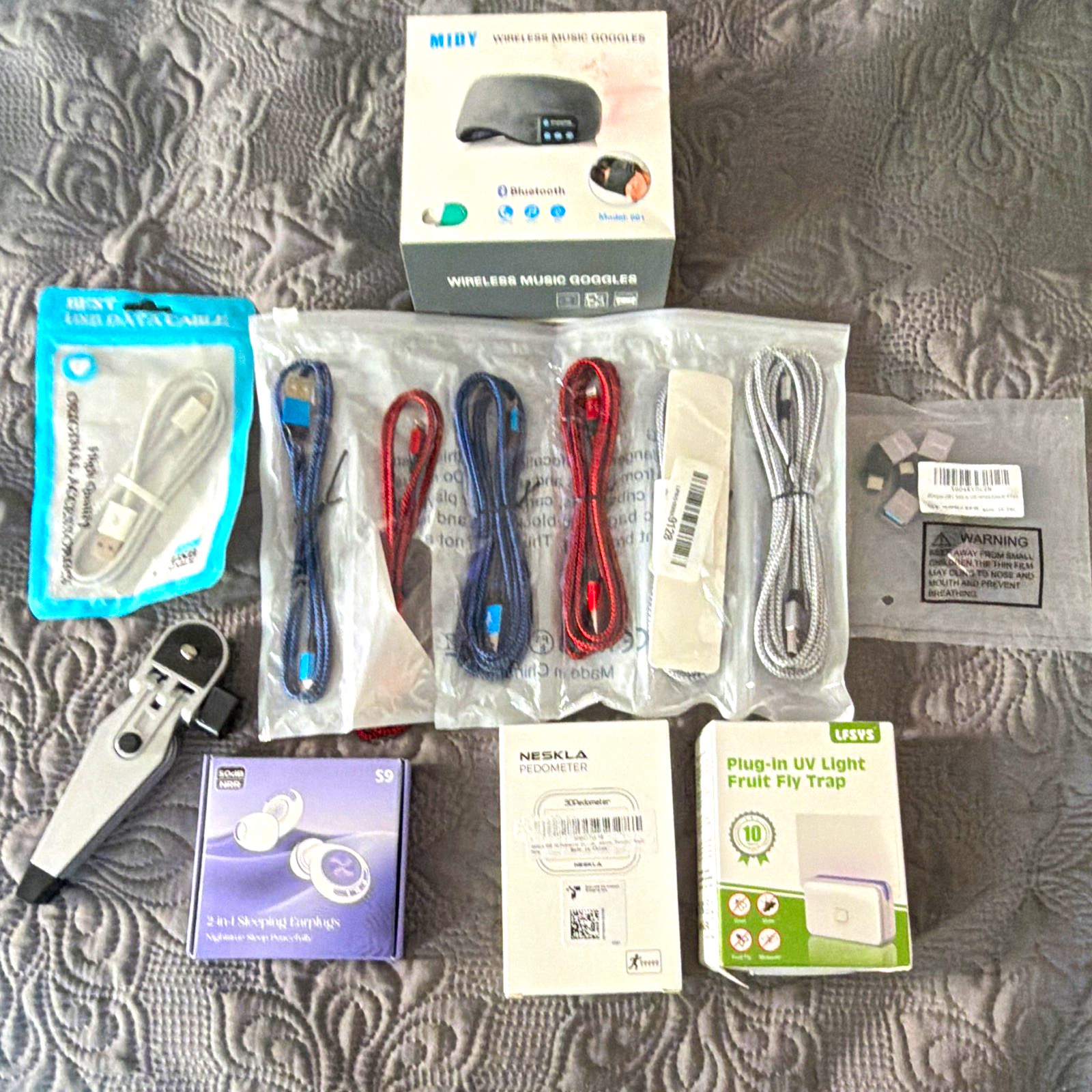 MIDY 601 Bluetooth Wireless Music Goggles, NESKLA Pedometer, 50dB Ear Plugs LOT