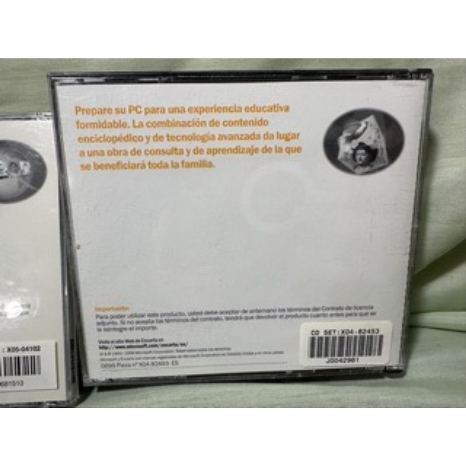 Vintage Encarta 2000 Enciclopedia and Atals Mundial