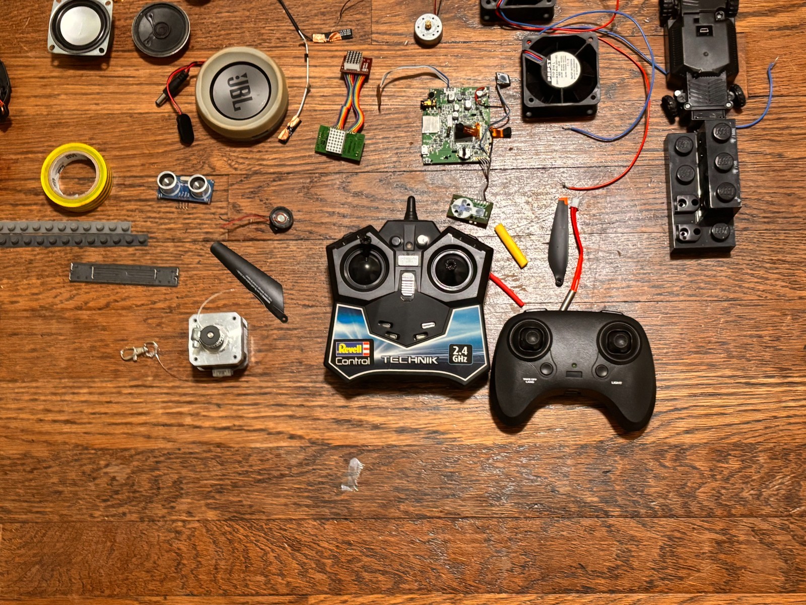 assorted Electronics for parts