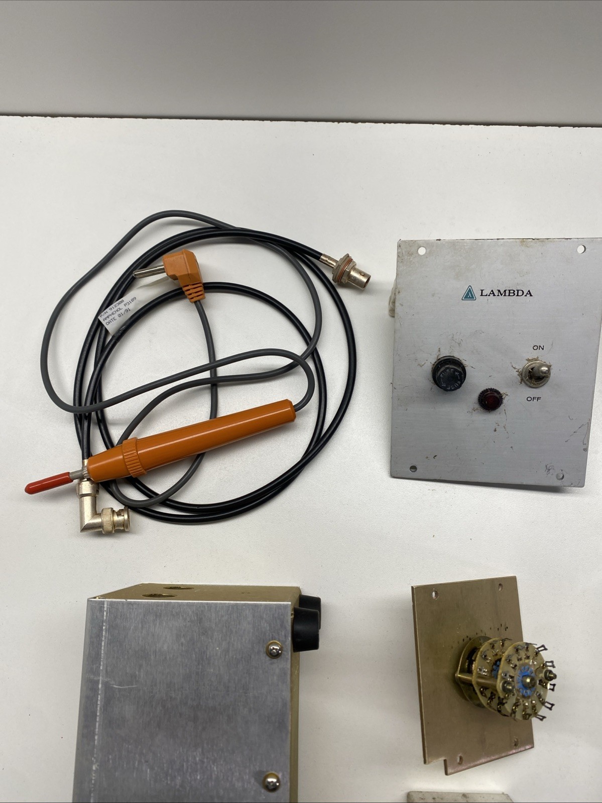 Electronics project boxes+Parts. See Pictures..B35