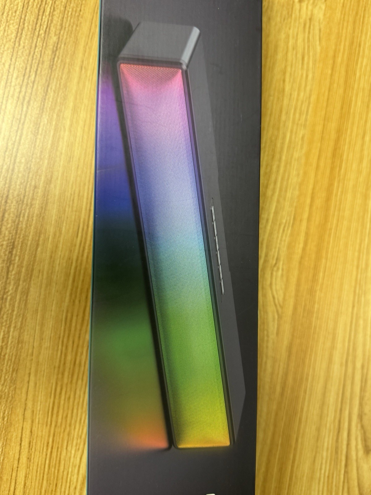 ELECZON EC17 – Computer Soundbar, Wireless, TF Card, RGB LED Light
