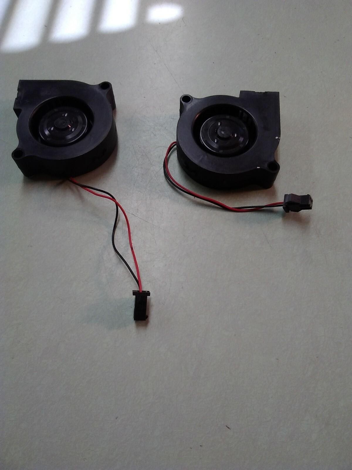 LOT OF 2 Nidec GAMMA26 D05F-24PH 22 DC24V 0.10A 2-wire cooling fan