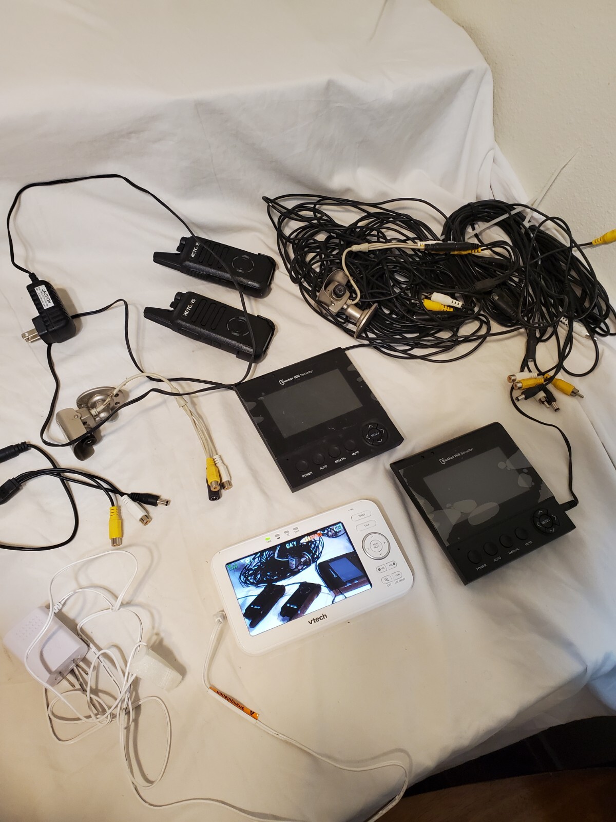“Mixed Lot: VTech Baby Monitor, Surveillance Cameras, Walkie-Talkies, and…
