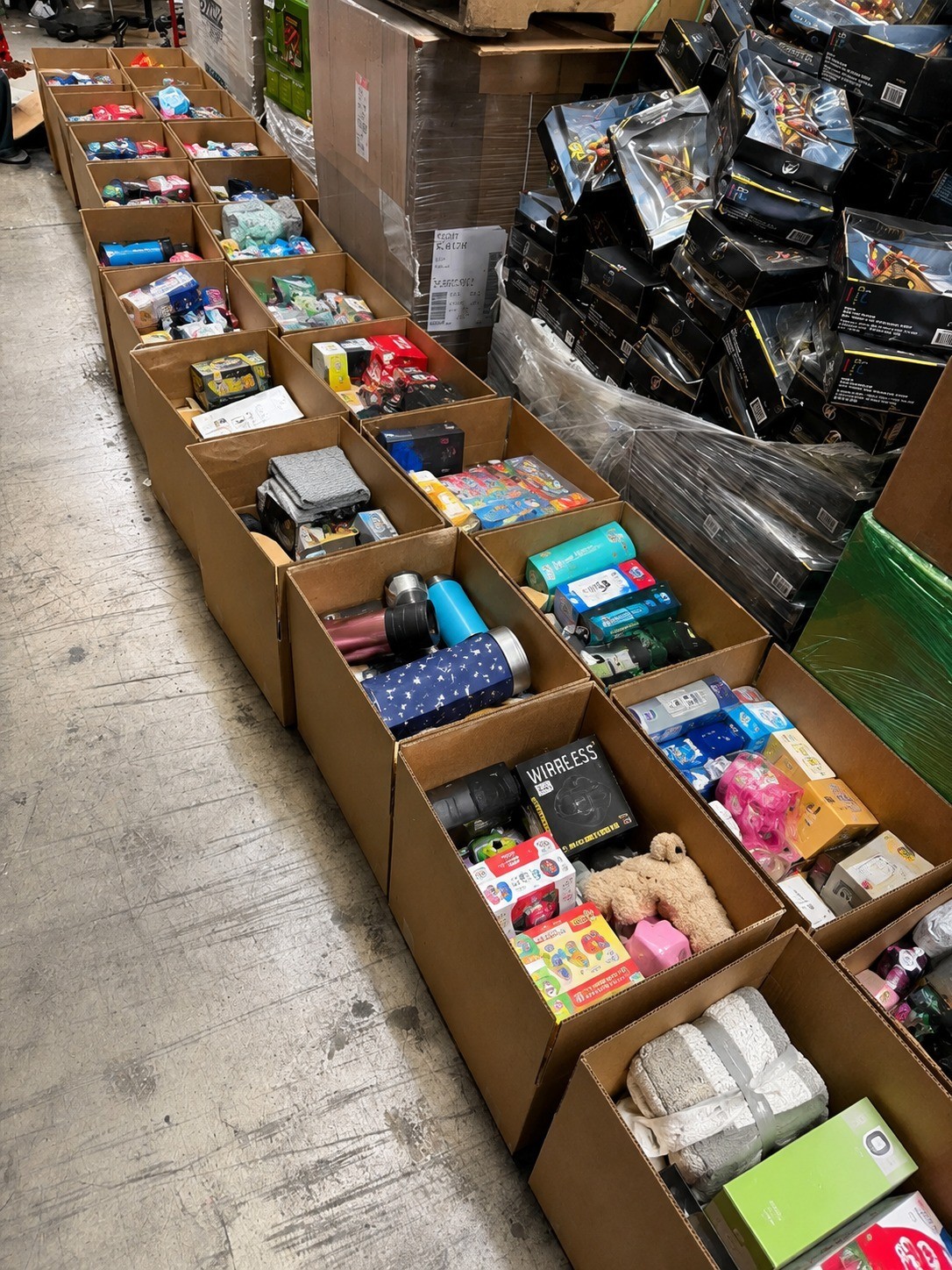 Amazon & Target Liquidation Mystery Box – Mixed Merchandise