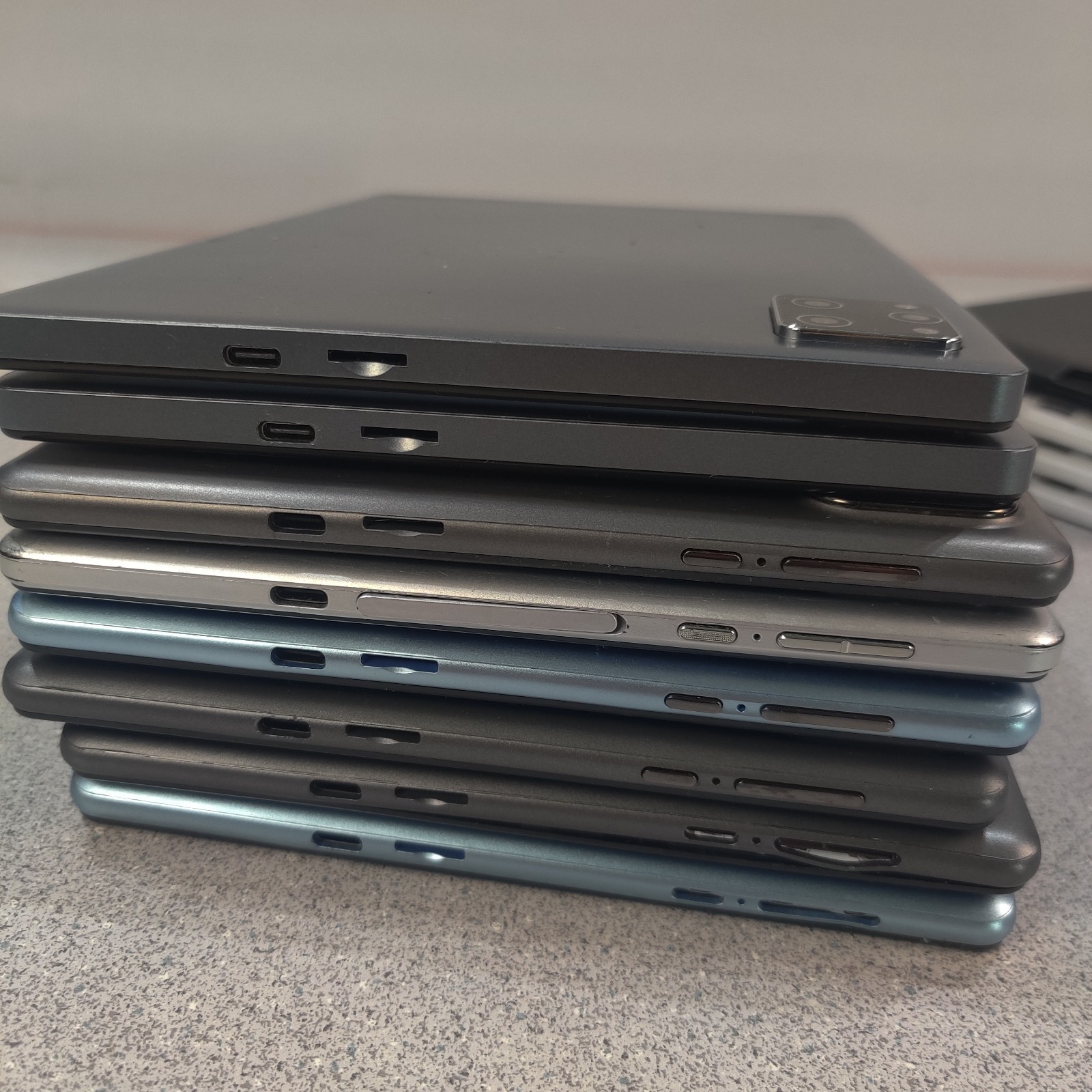 LOT OF 12 UNBRANDED TABLETS FOR PARTS UNTESTED SOLD AS IS