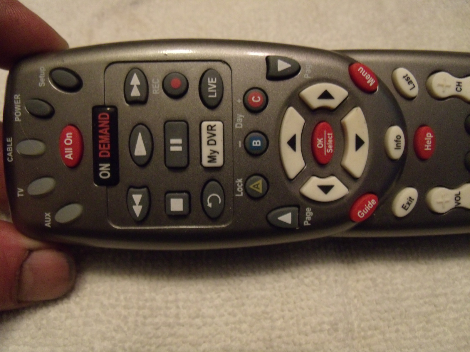 3 DEVICE UNIVERSAL COMCAST XFINITY REMOTE CONTROL On-Demand TV CATV AUX Motorola