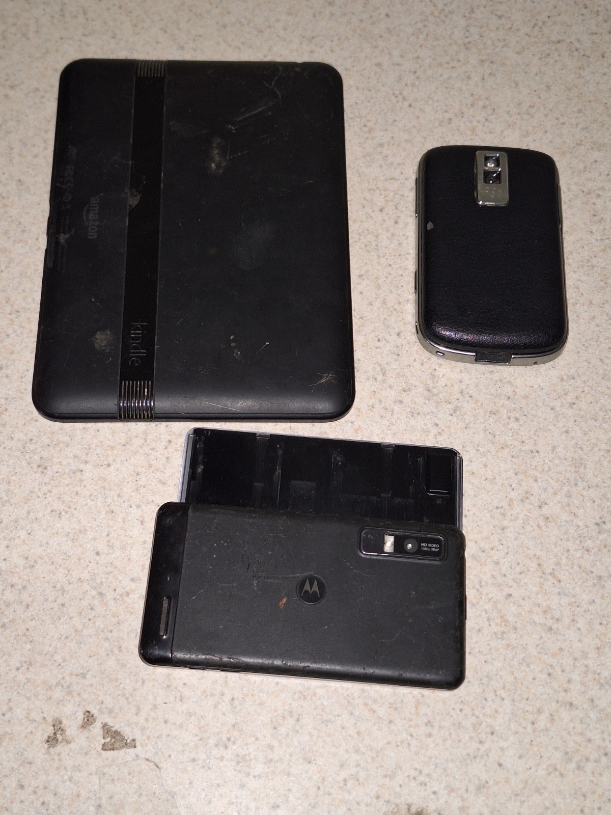 Electronics Lot For Parts Kindle Tablet Motorola Droid 3 BlackBerry Phone