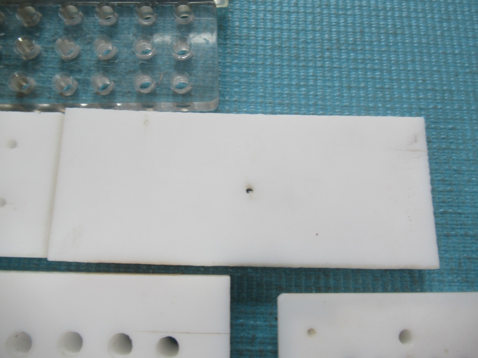 4 UHMW Tapping Blocks Rectangular Ultra High Molecular Weight Polyethylene Solid