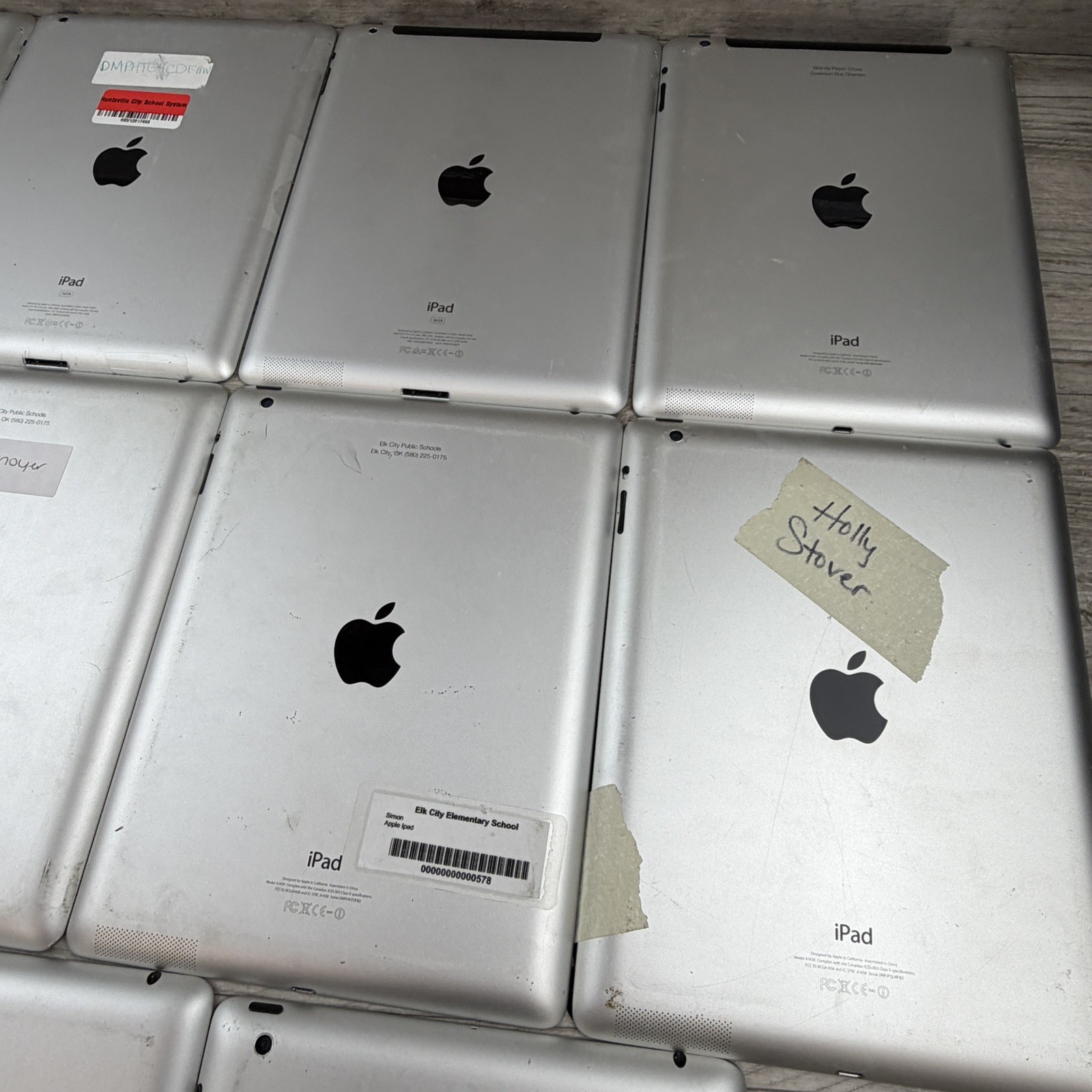Lot Of 11 Apple iPads Models: A1458, A1459, A1460 And A1395 **Repair Parts Only