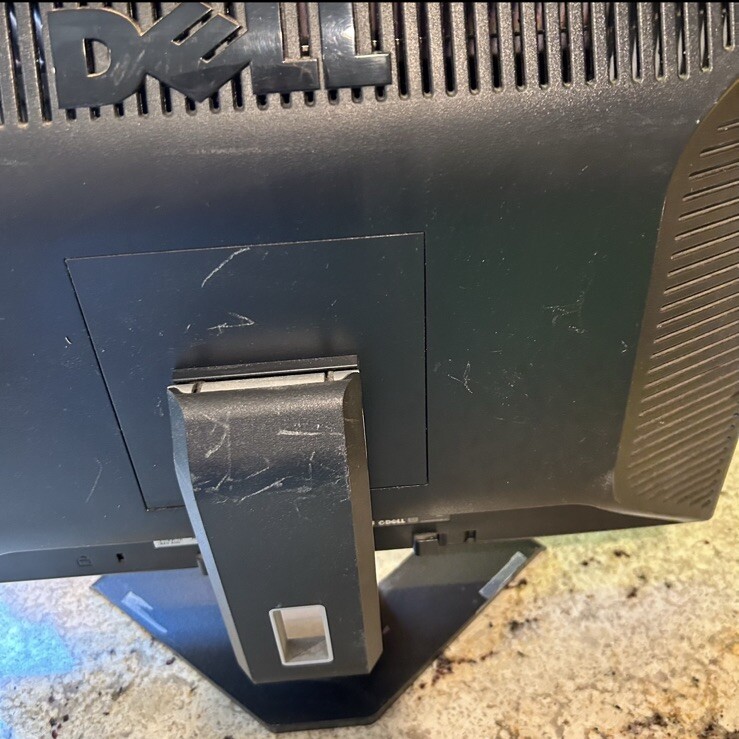Dell PC Monitor Mixed Lot