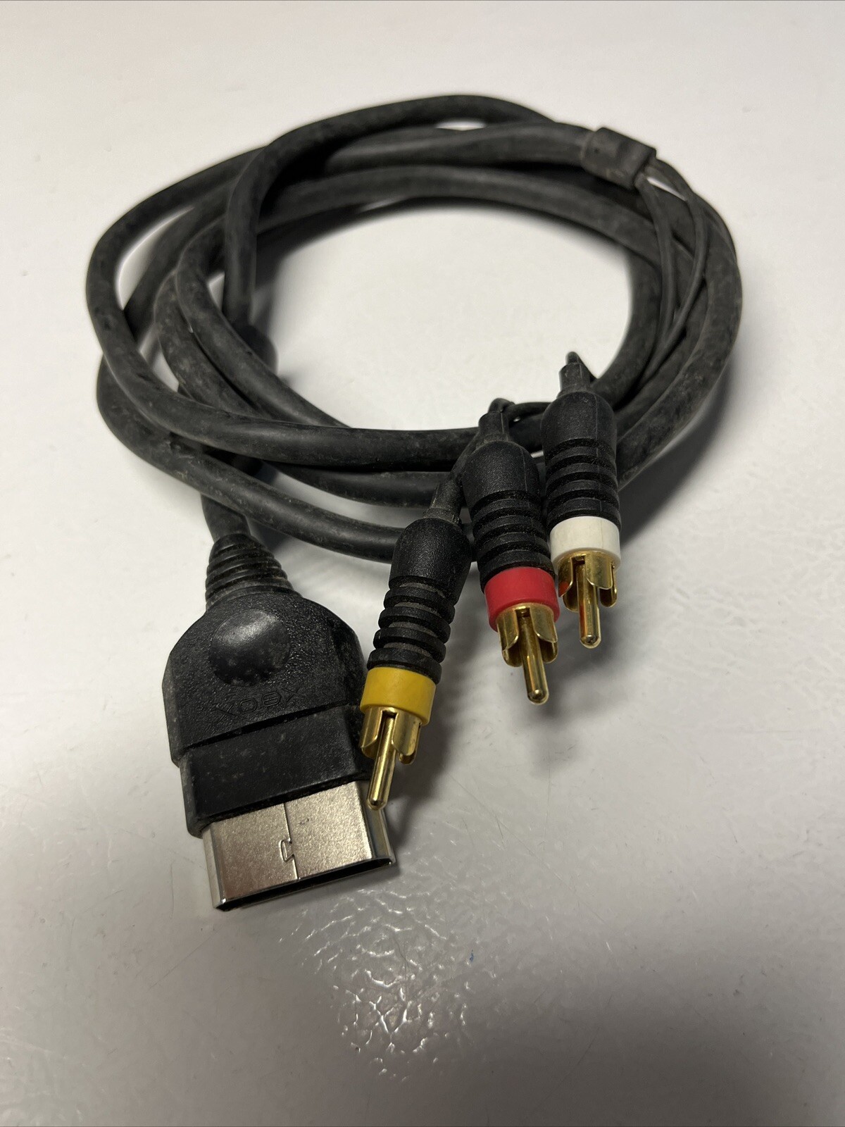 Lot Of Miscellaneous Electronic Cables.