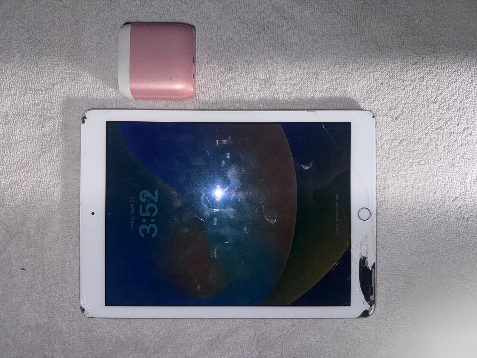 Mixed Lot Apple Devices IPhones IPads and Apple watch