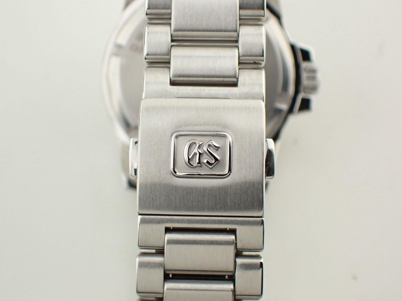 Grand Seiko Wristwatch quartz movement ice blue dial men’s silver color