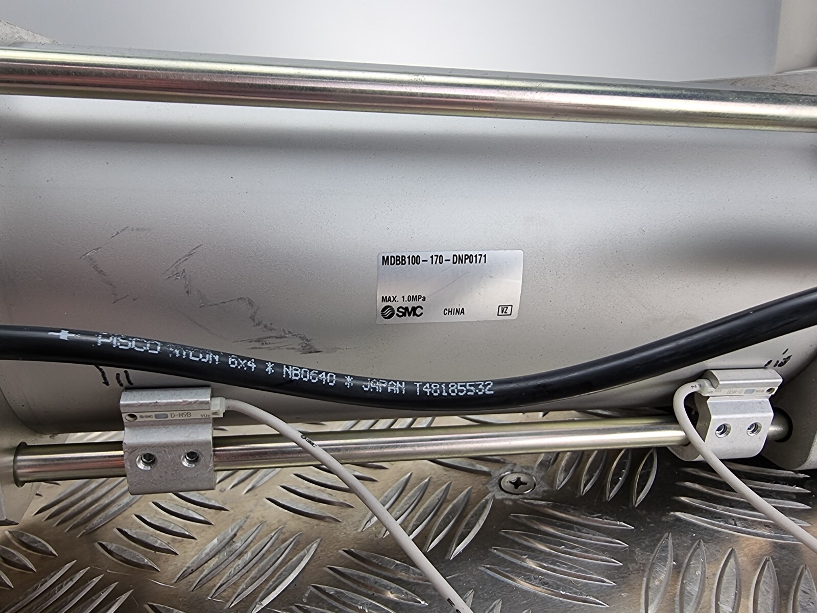 SMC cylinder MDBB100-170-DNP0171