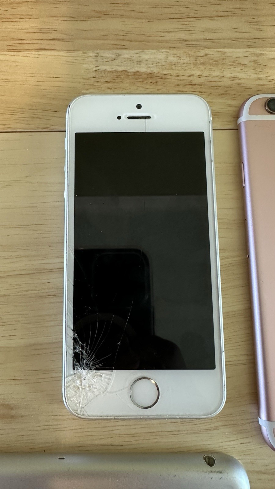 Apple Device Lot. READ DESCRIPTION