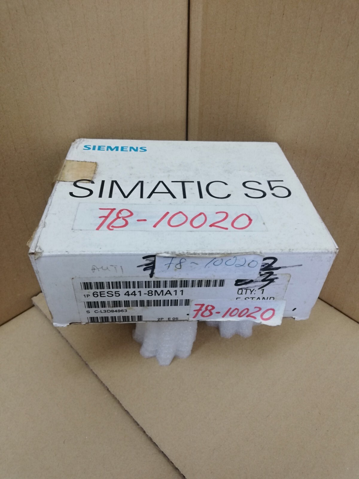 Siemens Simatic S5 6ES5441-8MA11. Digital output 441. 6ES54418MA11