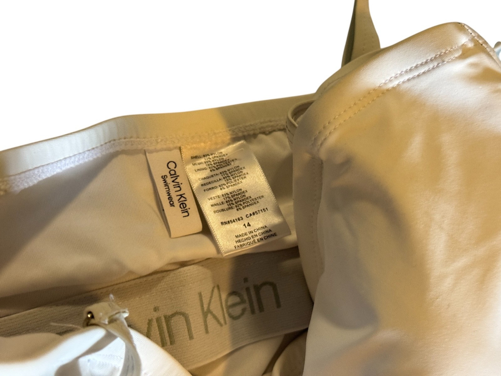 HUGE BULK MIXED RESELLER LOT – CLOTHING, PHONE/TABLET/COMPUTER CASES + MORE!!!!!