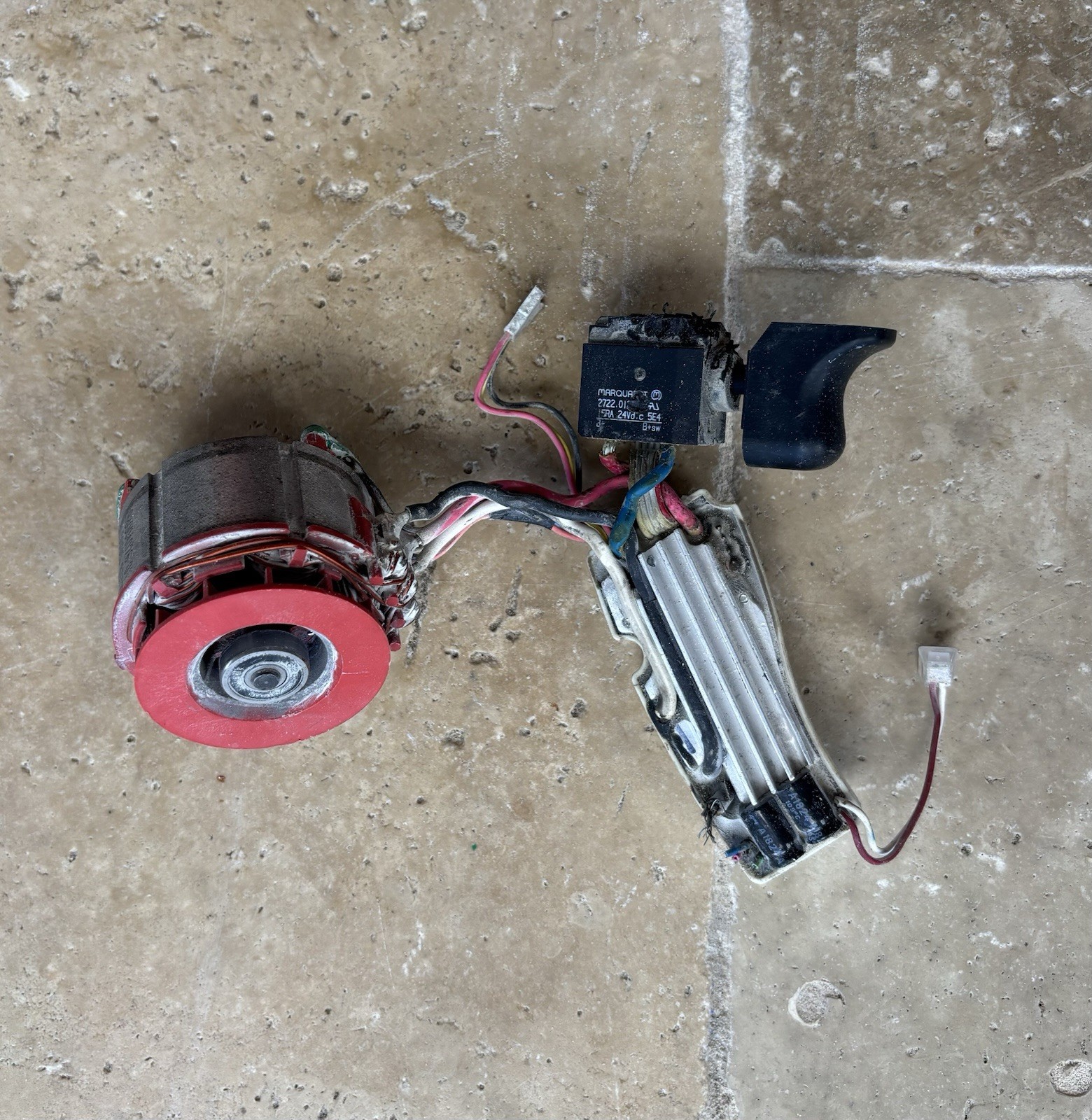 Miscellaneous Electronics – Not Working For Parts