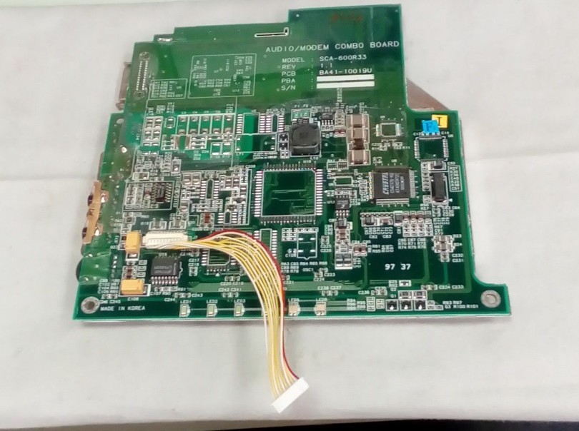 AST Ascentia M Series Audio Modem Combo Card SCA-600R33 BA41-10019U REV 1.1