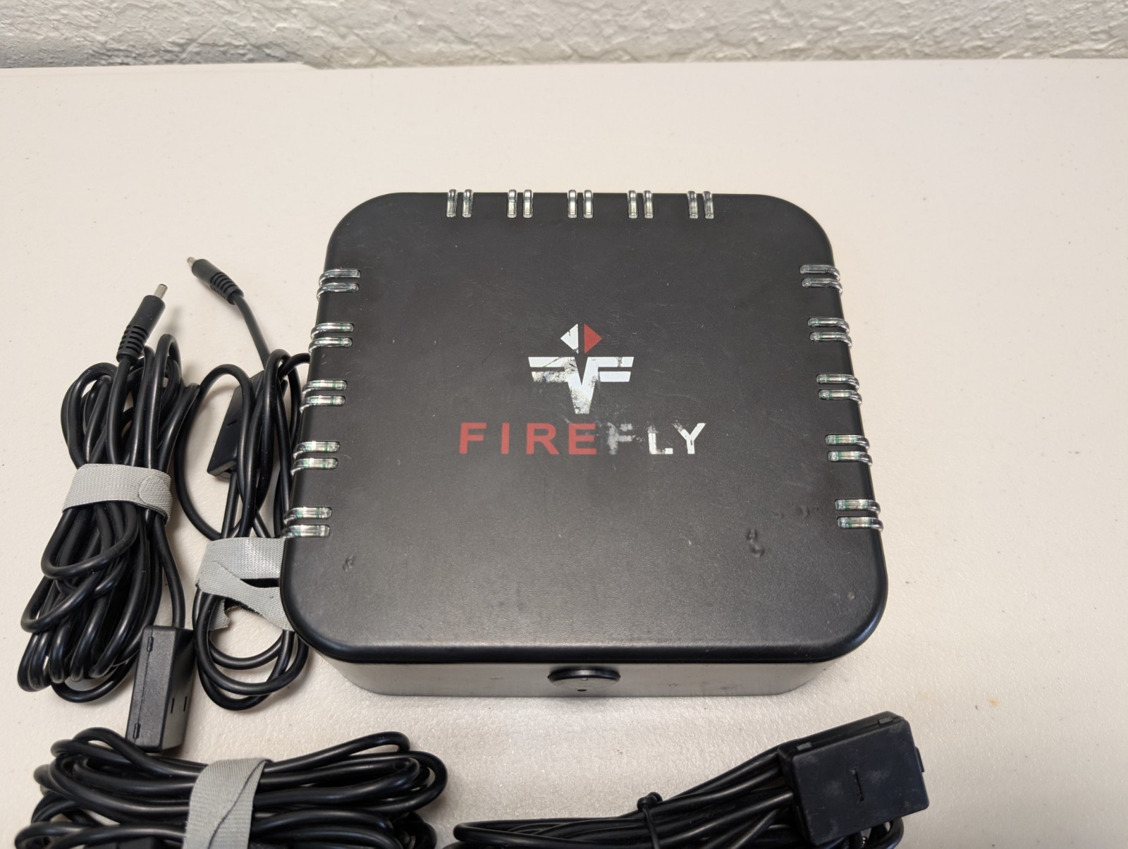 FireFly Titan-1 Mobile App Fireworks Bluetooth Launching System With 6 Clips