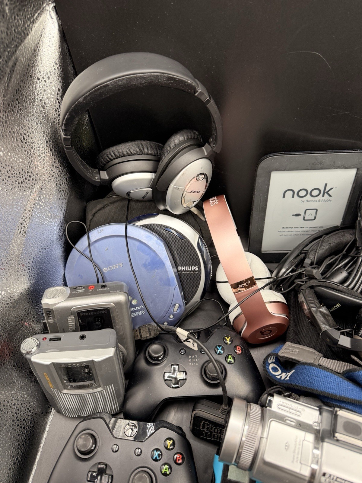 Electronics Job Lot For Parts Tested & Untested Scrap Camera Apple TV Headphones