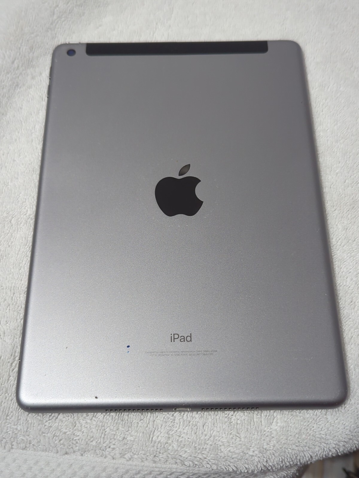 Apple Products Lot of (6) +Misc. for PARTS OR REPAIR ONLY