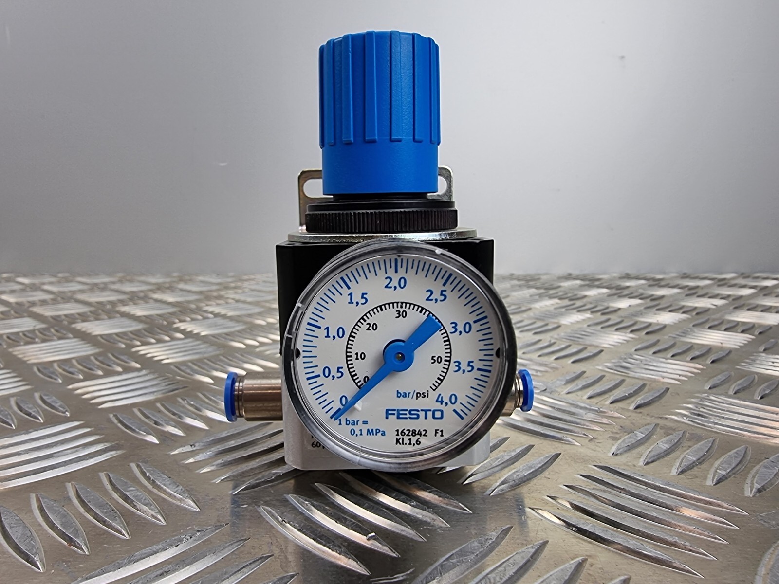Festo LRP-1 4-4 159501 Precision pressure regulator