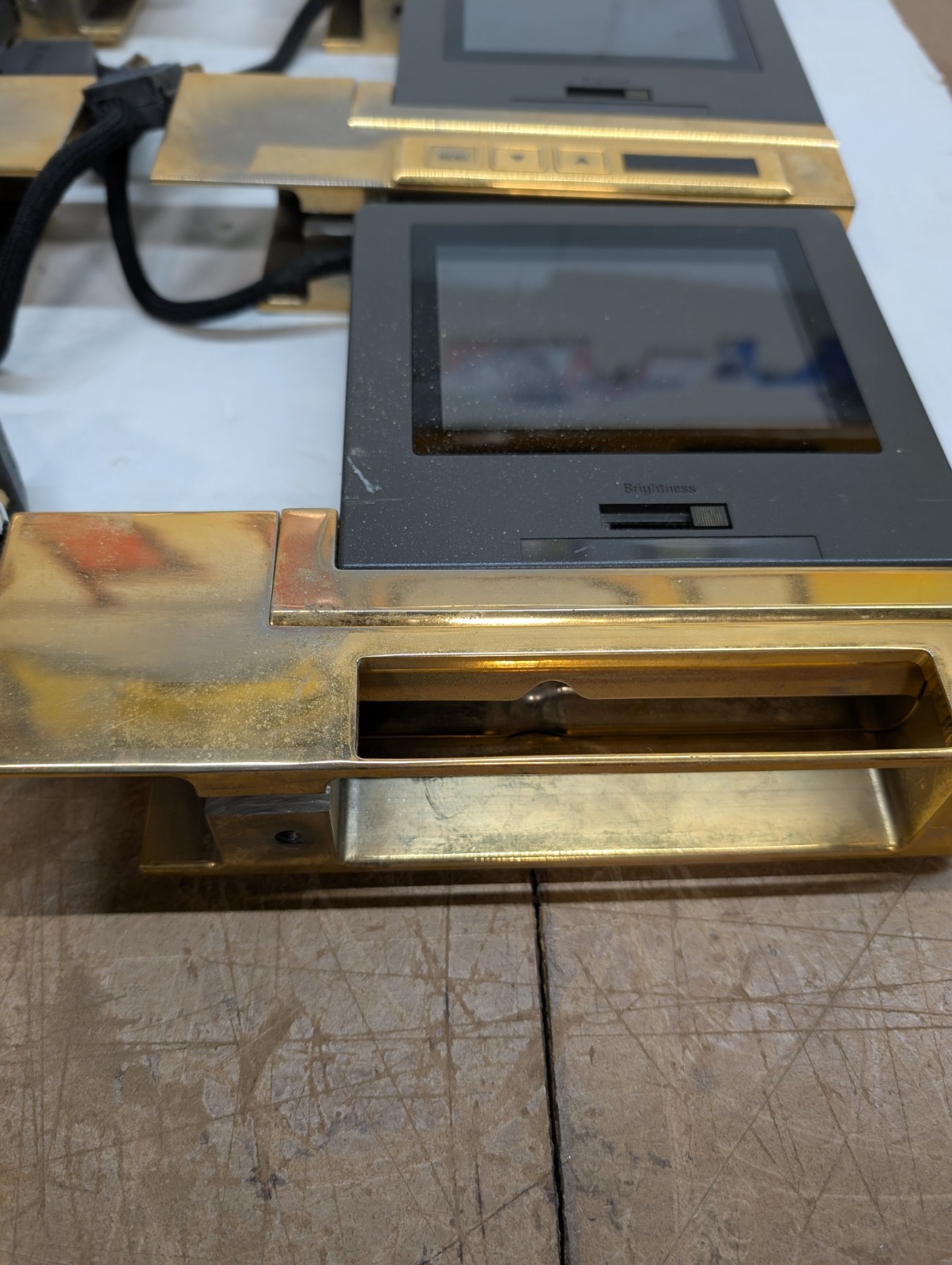 Lot of 6 DPI Labs Lite Touch Model 9500 CMS Screens Displays from Business Jet