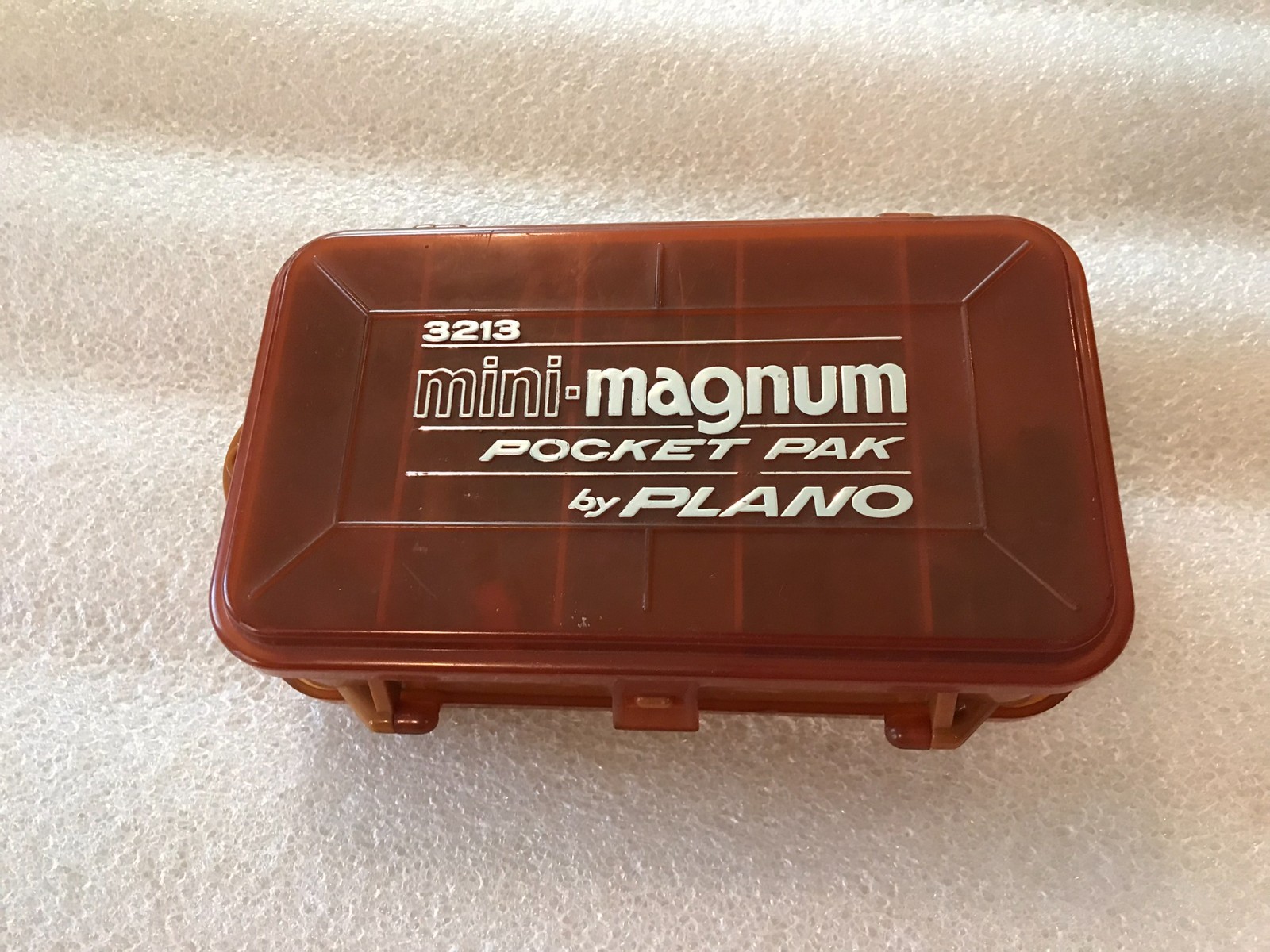 2 Each Magnum Pocket Pack w/Mix Hobby Electronic Items Resistors, Capacitor Etc