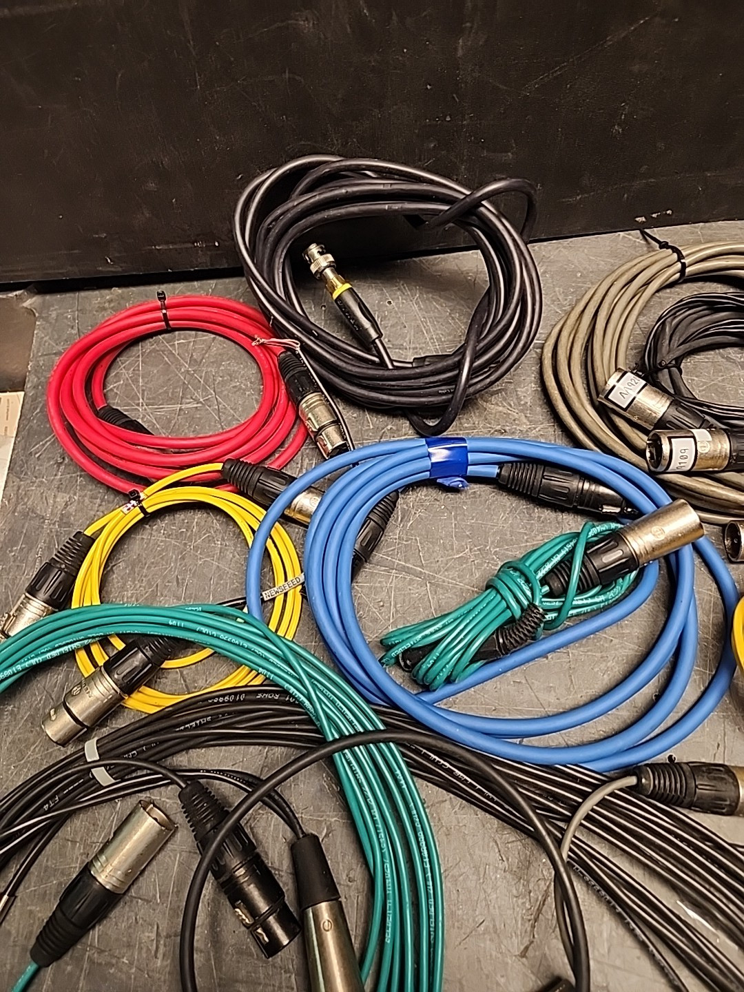 Lot of Audio Cables (50+)