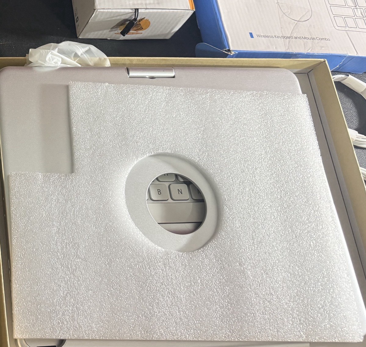 New Electronics Lot iPad Cases ProtoArc Mouse Keyboard MacBook Accessories NIB