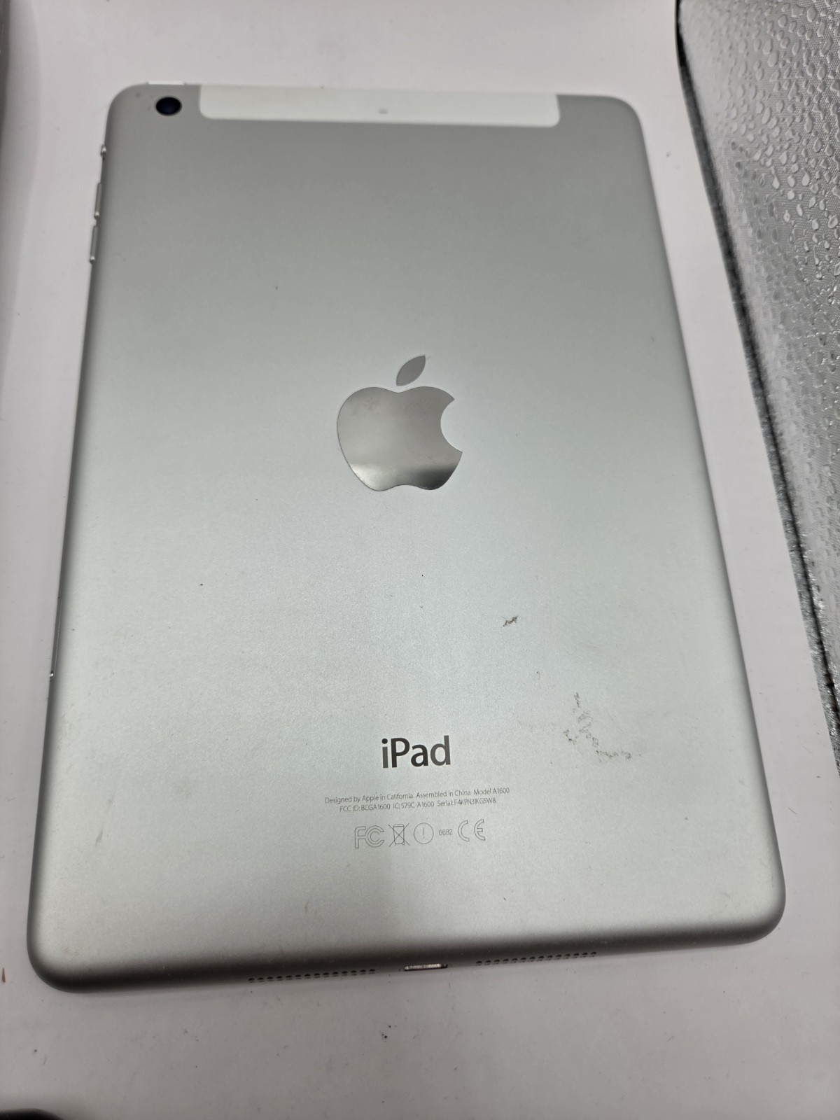 Lot of Apple & Samsung Devices (iPads,etc)