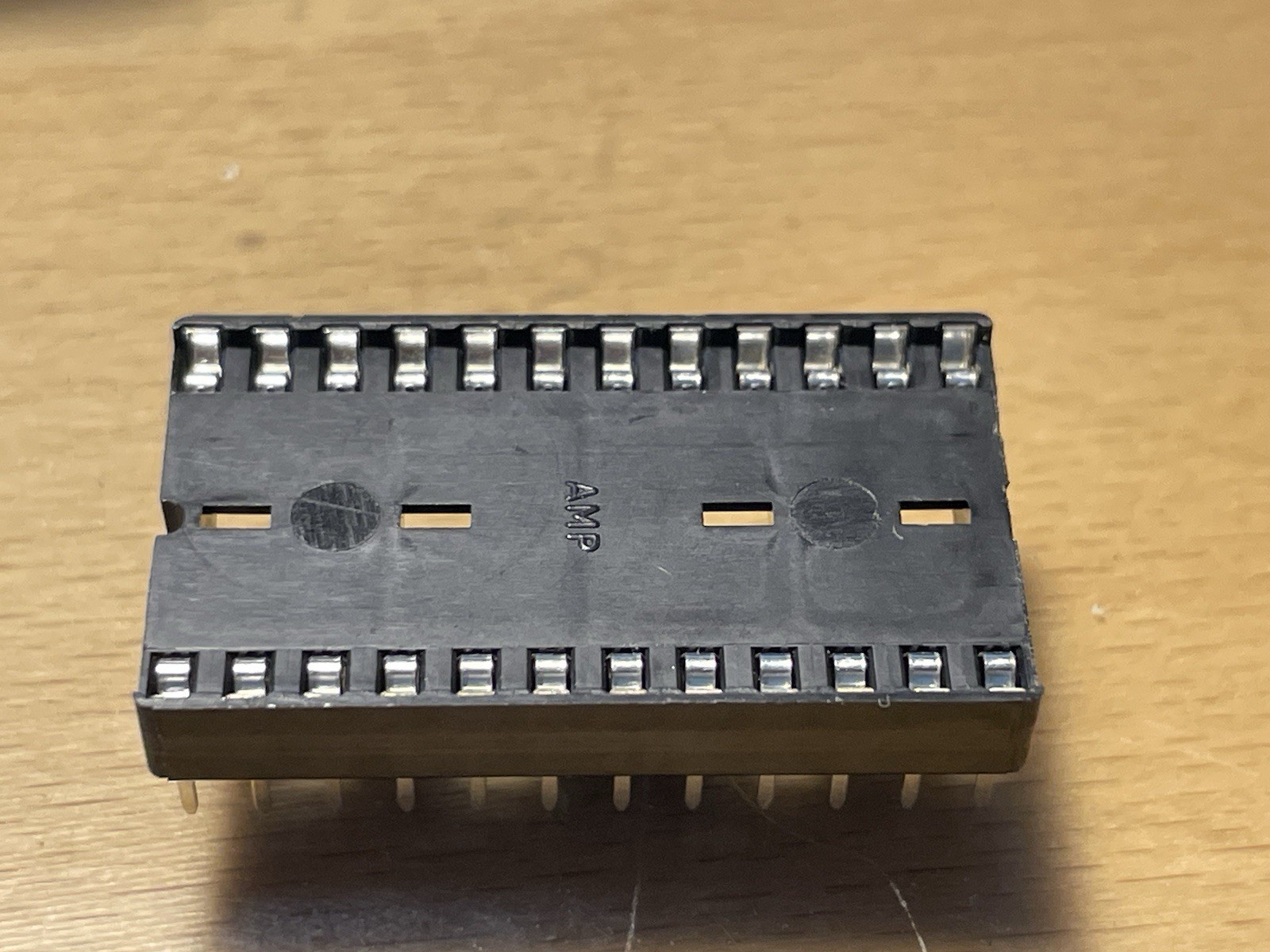 Amp 24 Pin Wide DIP IC Socket, 11/16″W X 1-1/8″L, lot of 5