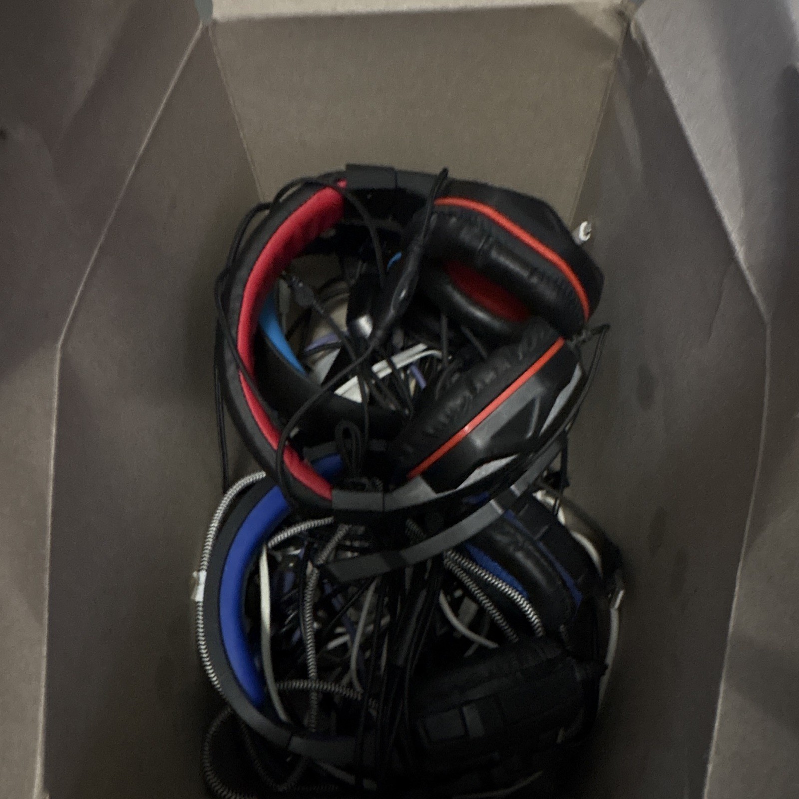 Mixed Lot Over-Ear Wired Headphones/Headsets, Multiple, Assorted Colors