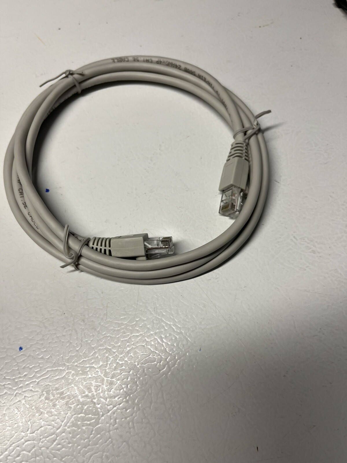 Lot Of Miscellaneous Electronic Cables.
