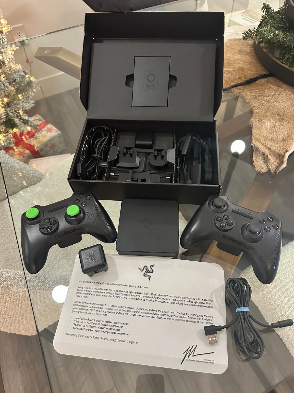 Razer Gaming Bundle – Chroma Dev Kit, Forge TV, and Serval Controllers