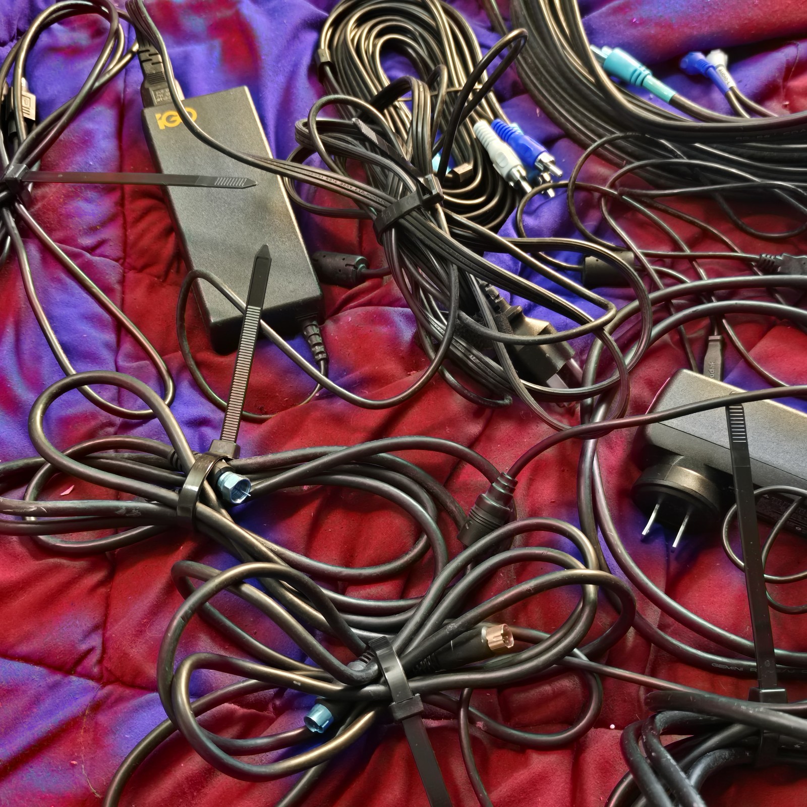 BIG LOT Vintage Electronic Cables, Chargers, Adapters, Connectors, Switches MORE