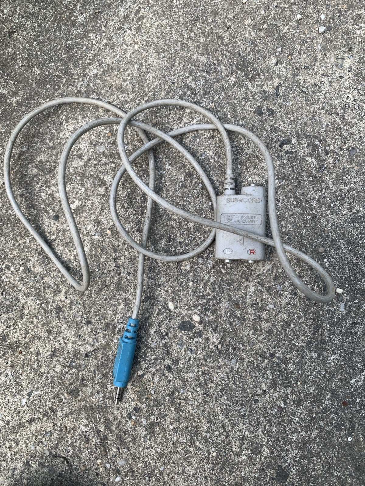Electronics Grab Box – Cables, Mice And Microphone