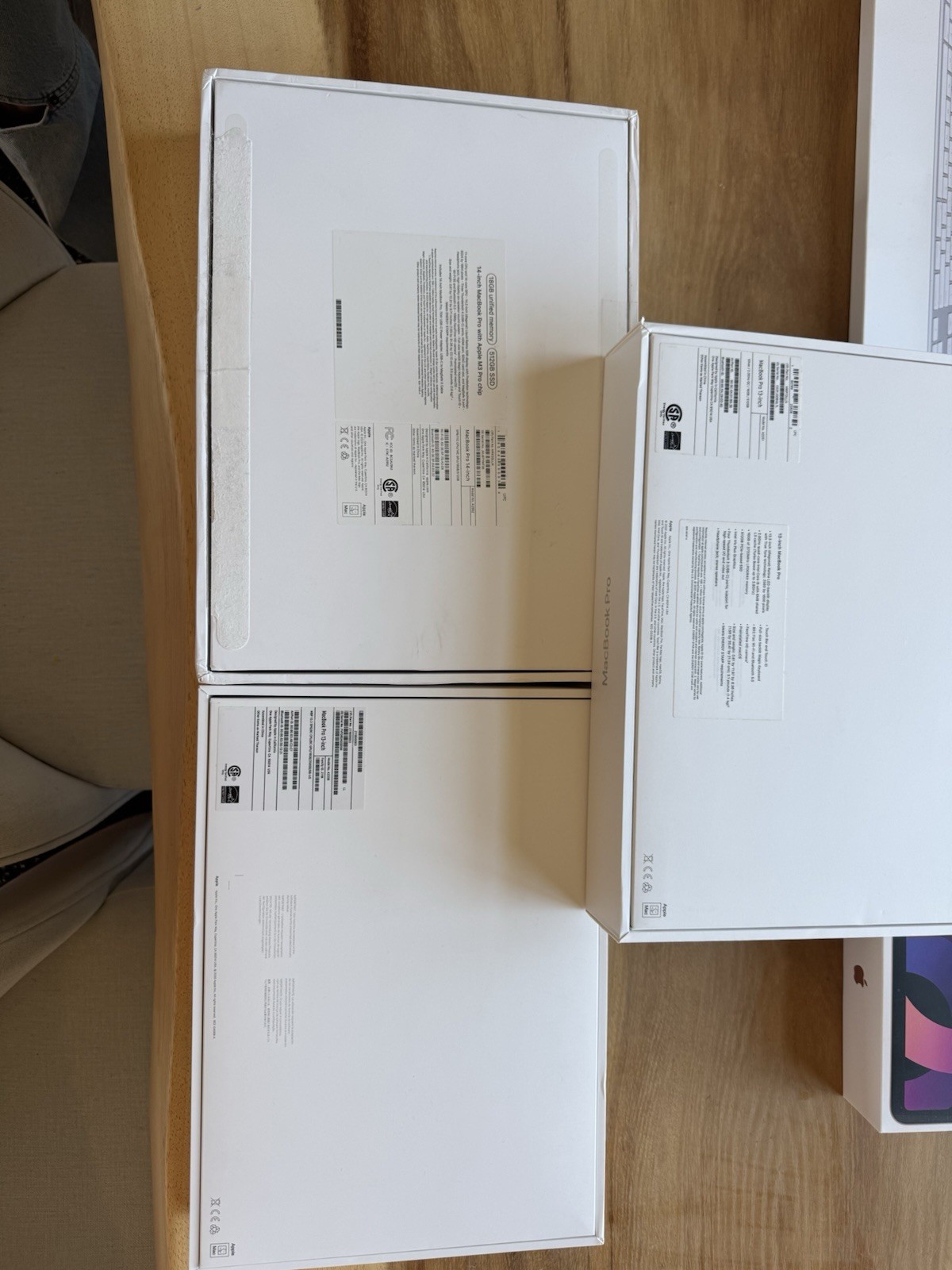 Apple Mixed Lot of Boxes, MacBook Pro, iPhone, watches