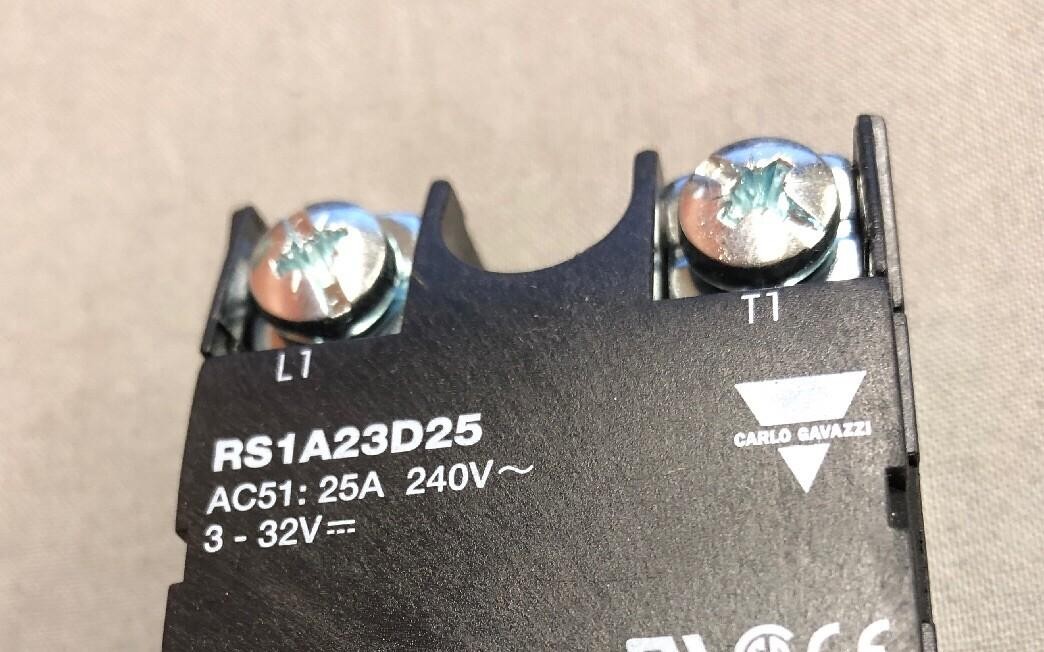 Carlo Gavazzi RS1A23D25 240V 25A Solid State Relay