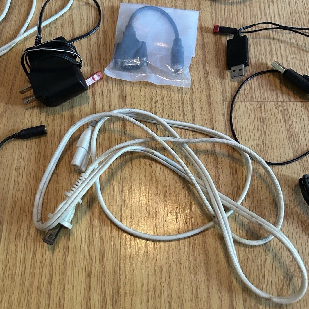 Electronic Cords And Controllers Lot 20 Pieces HP Charger Thunder Tumbler Micro