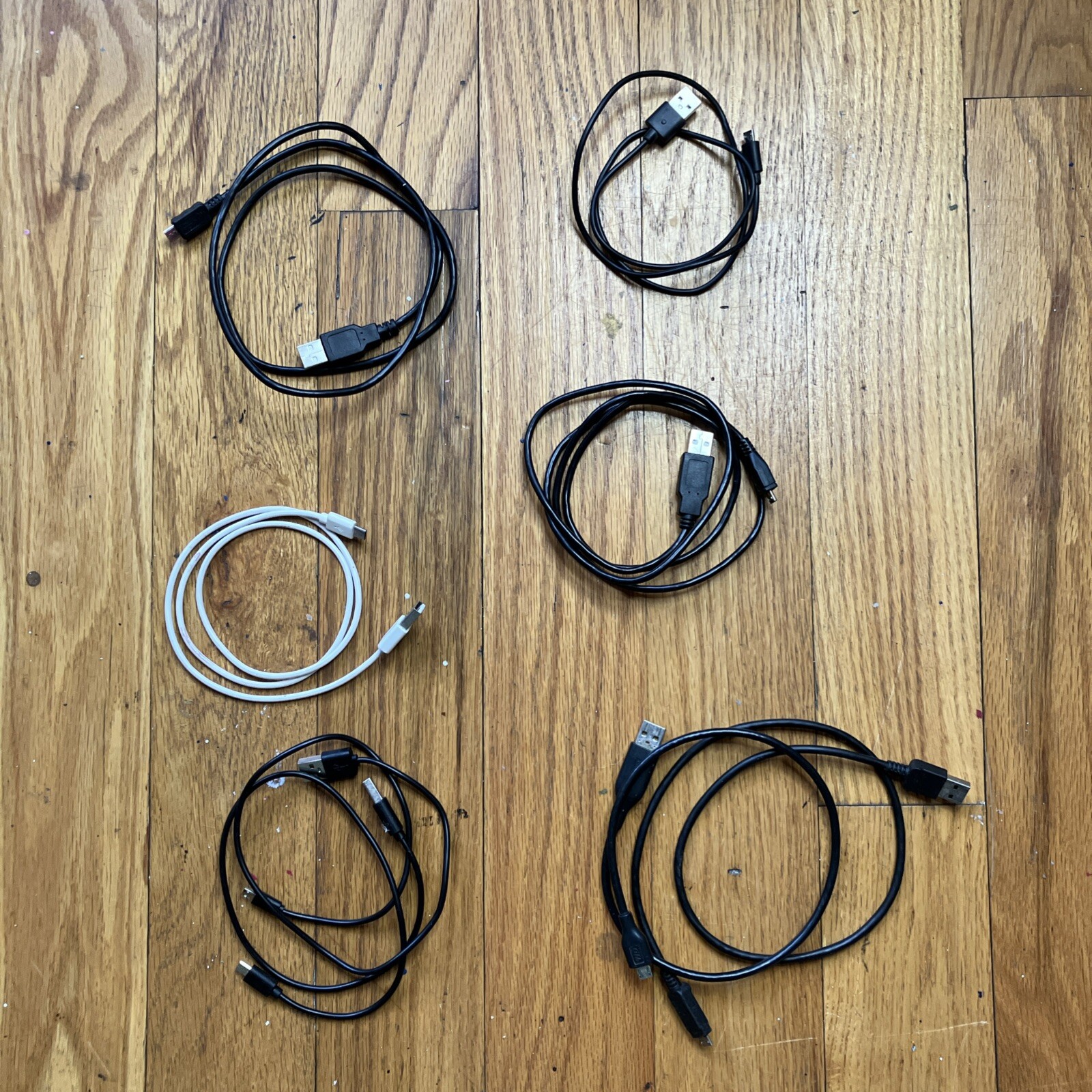Bag Of Miscellaneous Gadget Cords And Chargers