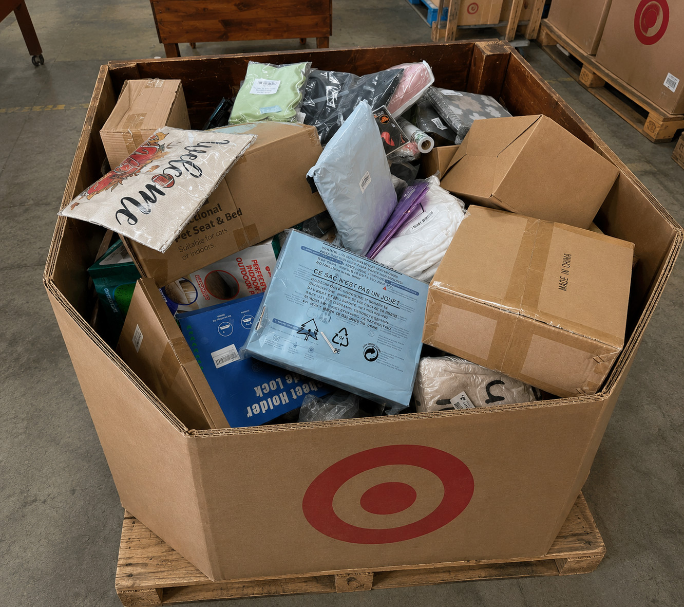 Amazon Surprise Box Mixed Lot Kitchen Essentials, Home Goods, & Mix Merchandise