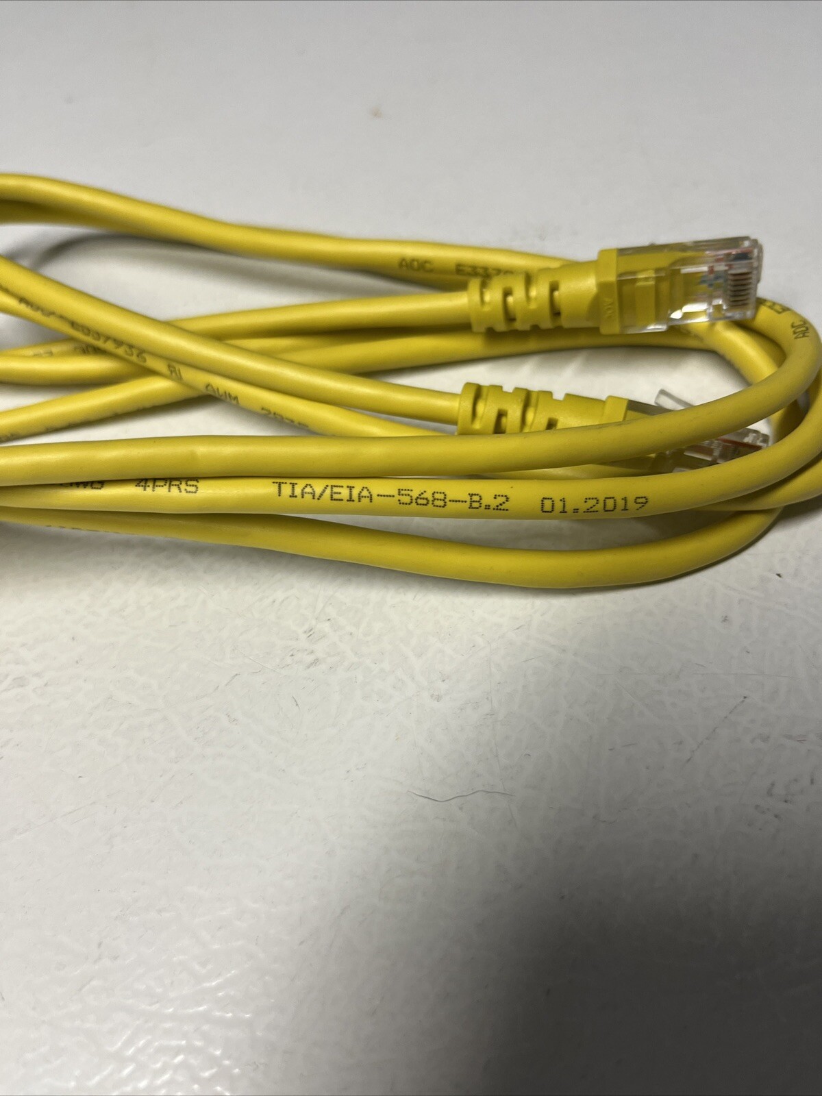 Lot Of Miscellaneous Electronic Cables.