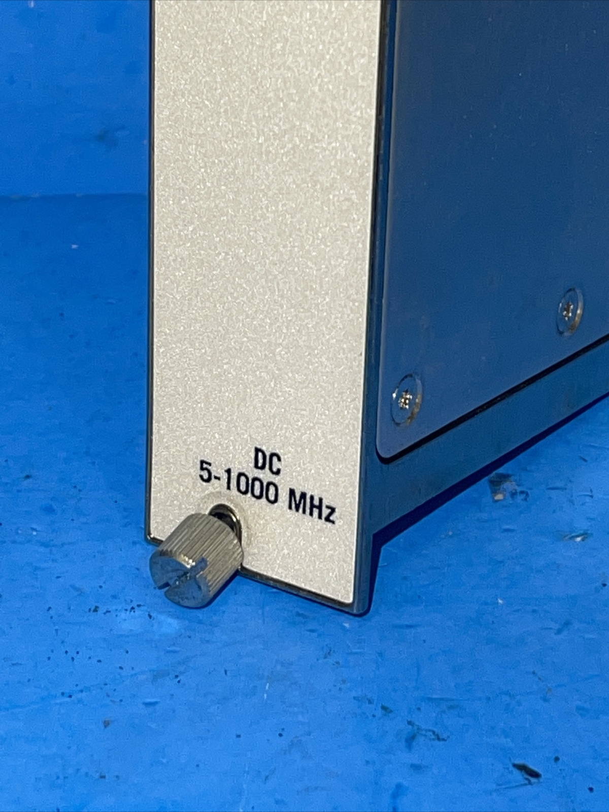 ADC RF WORX DCV-2/6R-F / DC 5-1000 MHz 6DB SPLITTER