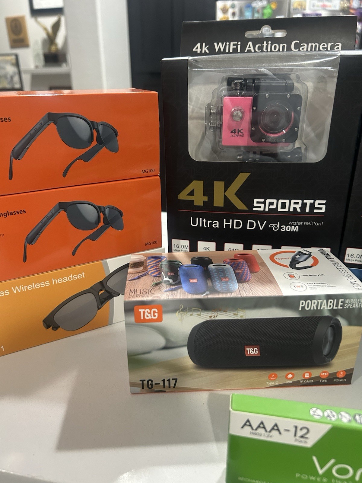 T&G TG-117 Speaker, 4K WiFi Action Camera, Voniko AAA Batteries, RGB/WC