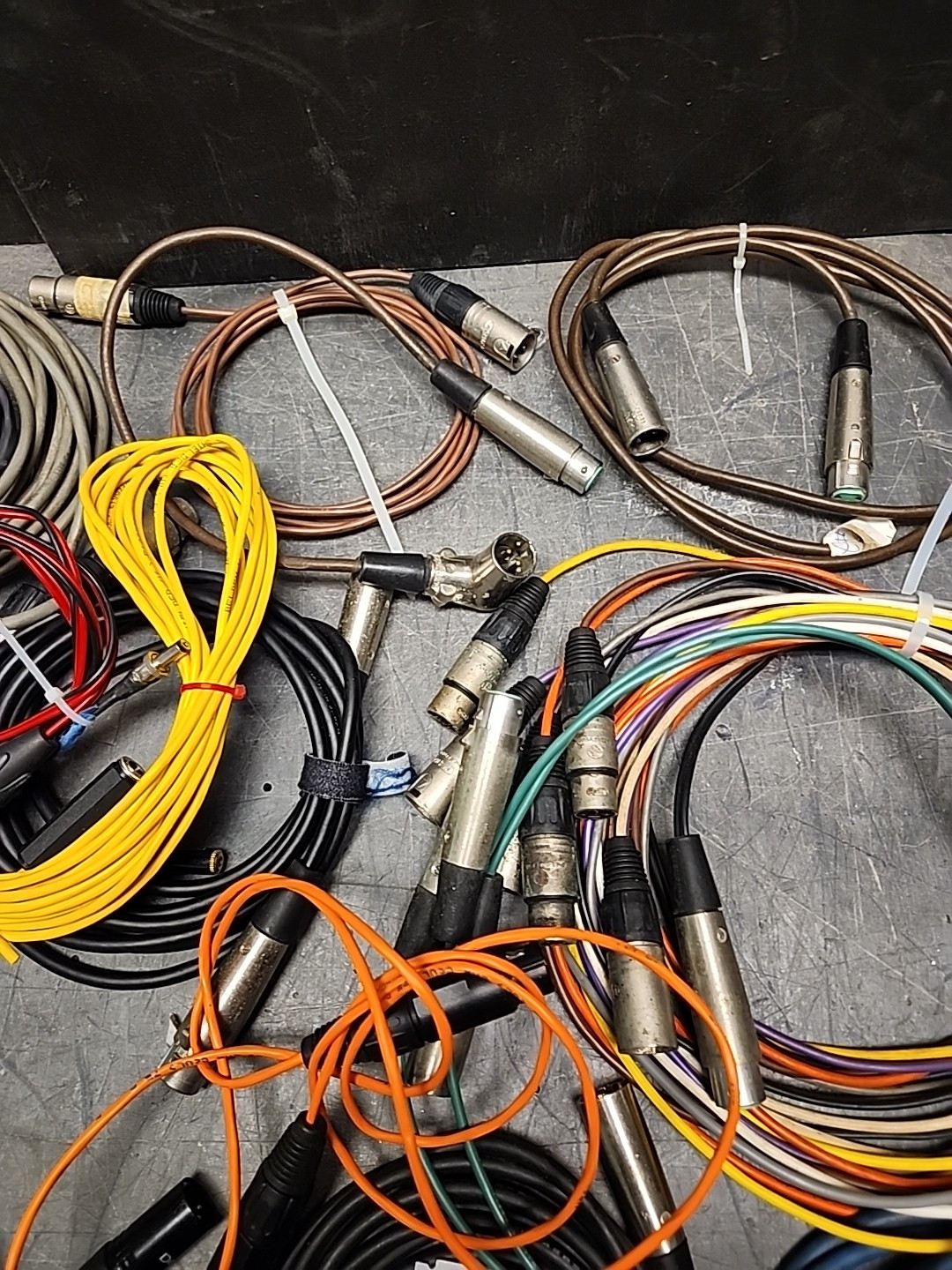 Lot of Audio Cables (50+)