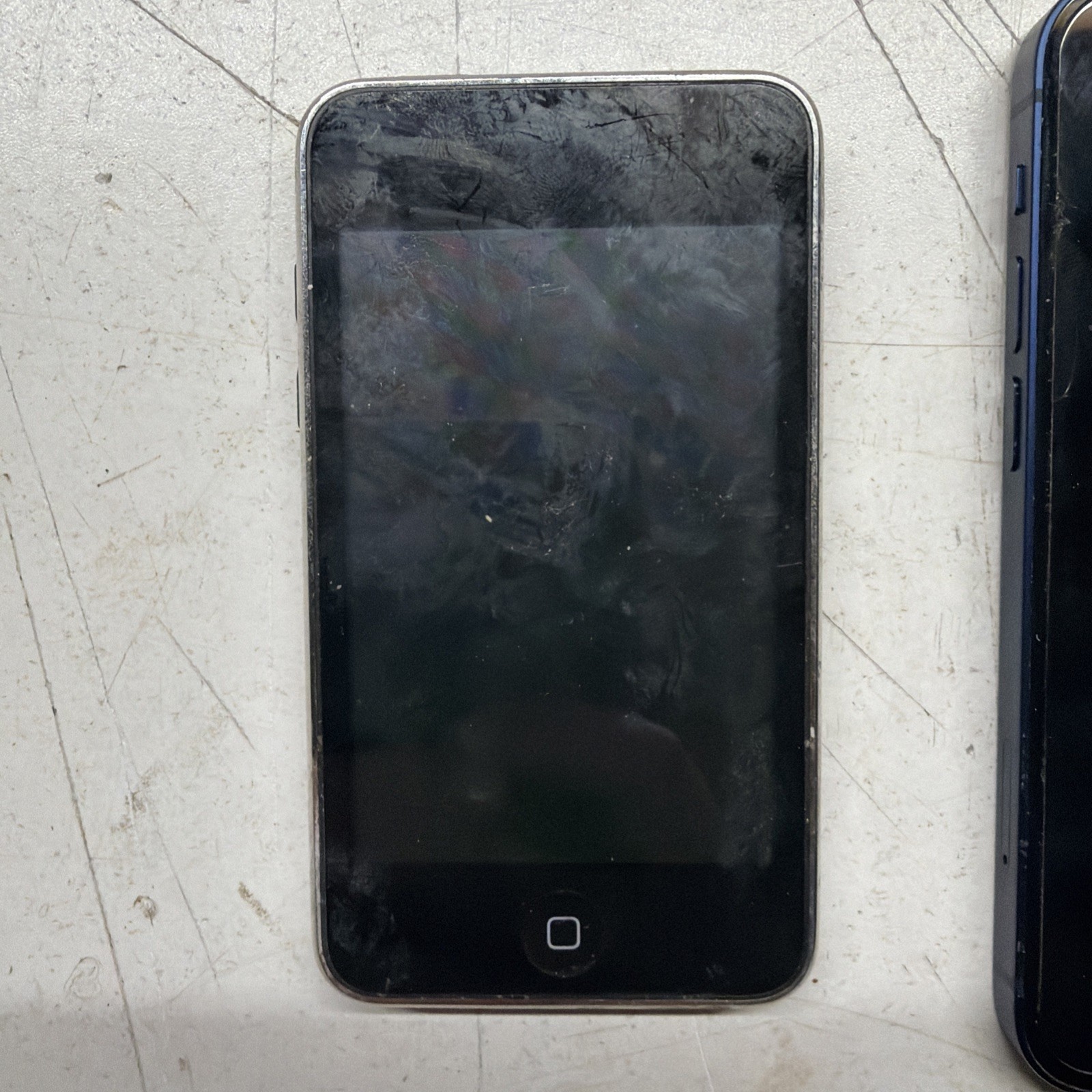 Lot of 6 Apple Devices – iPhone & 2 iPads Apple TV iPod – For Parts / Repair