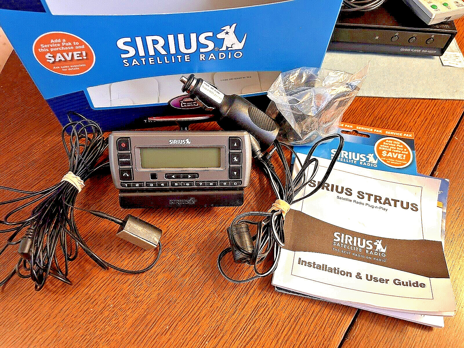 7 ELECTRONIC-SONY CD/DVD-SIRIUS SATEL. RADIO-TOMTOM GPS-GE DIGITAL RADIO REMOTE
