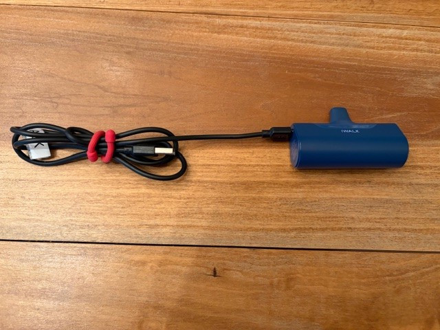 iWalk portable iPhone charger, blue, in great condition, pocket size with cord